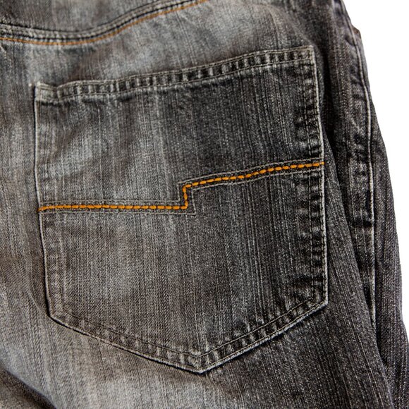 LL Cool J Jeans - Picture 7 of 8